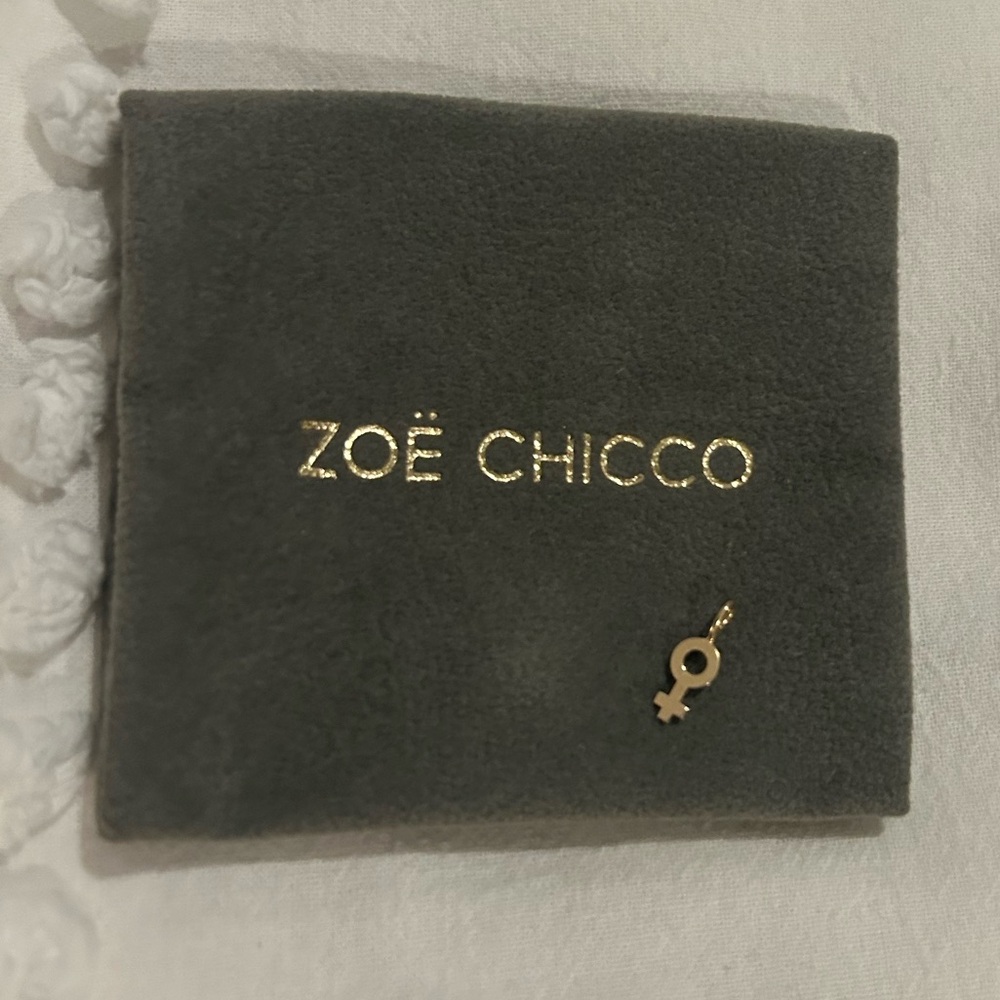 Zoe Chico Charm